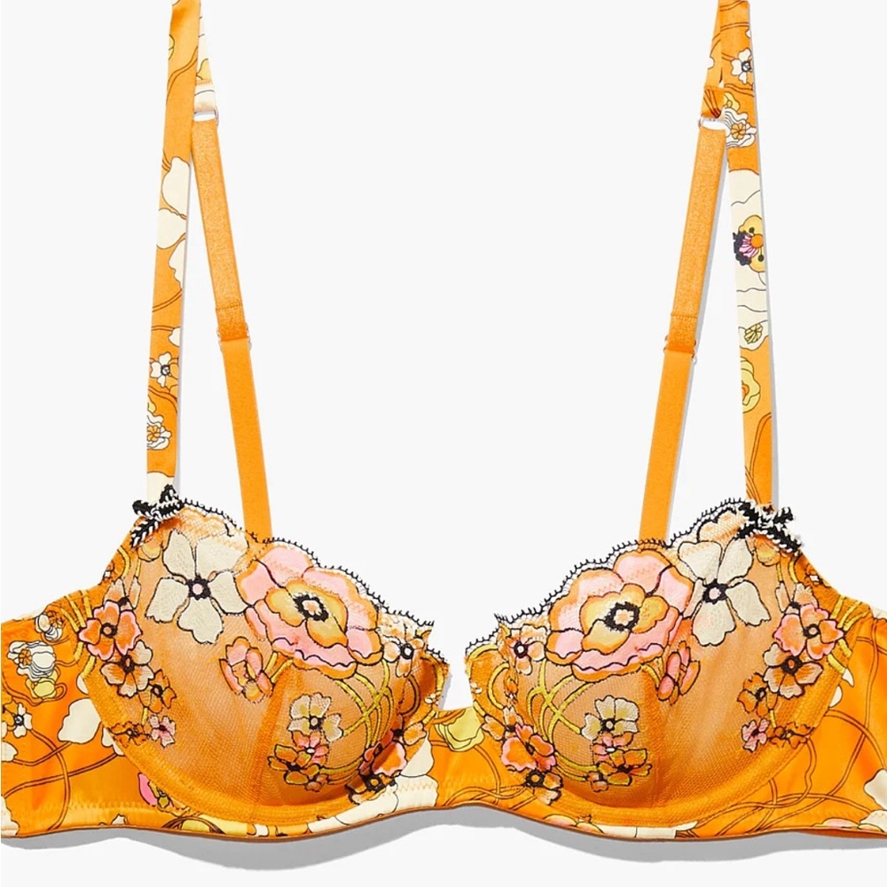 Savage X Fenty Mod Poppy Unlined Lace Balconette Bra set